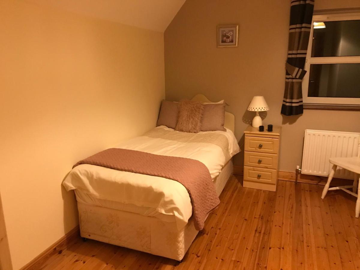 Dillon'S Cottage Monneill Екстер'єр фото